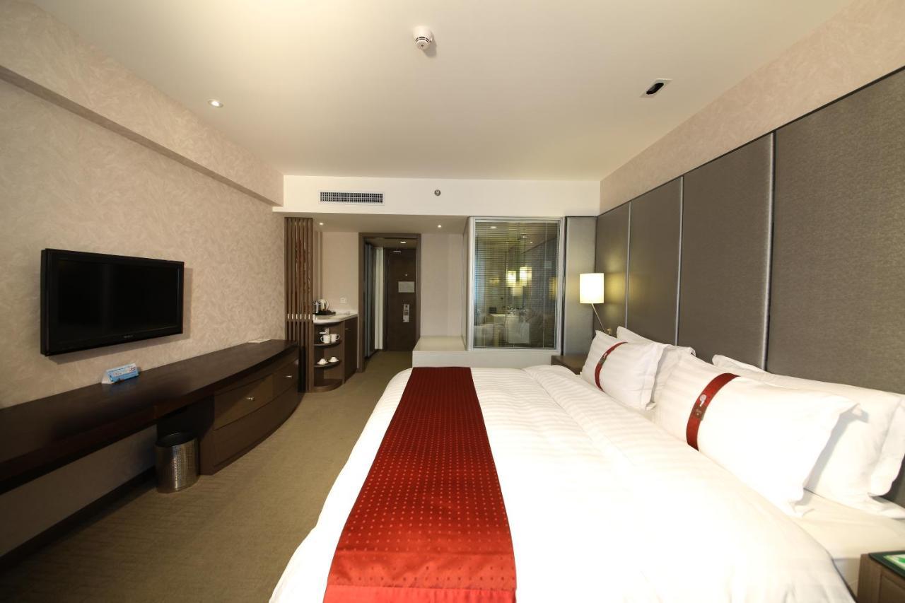 Holiday Inn City Centre Harbin Room photo
